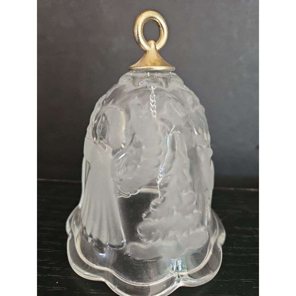 Vintage Holiday Christmas Bell Glass Angel Tree  Reindeer‎ 4.5" Clear - Picture 2 of 5